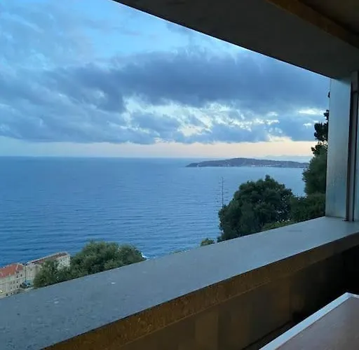 Monaco Doors 3 Vue Mer, Piscine, Parking
