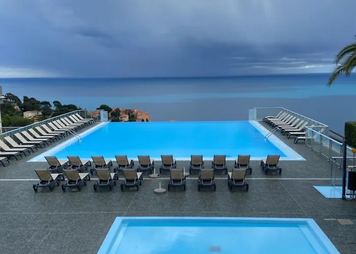 Monaco Doors 3 Vue Mer, Piscine, Parking